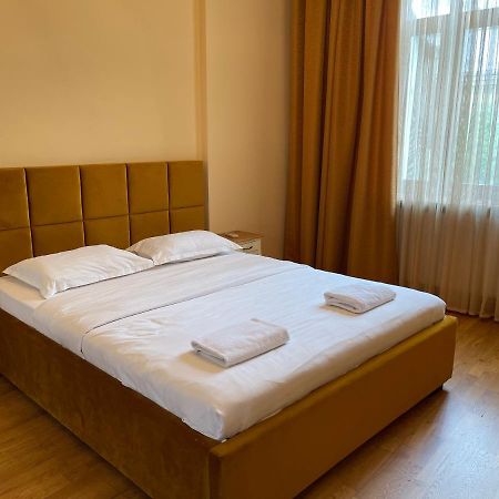 Avangard Qn Romana 26 Apart Lwów Zewnętrze zdjęcie