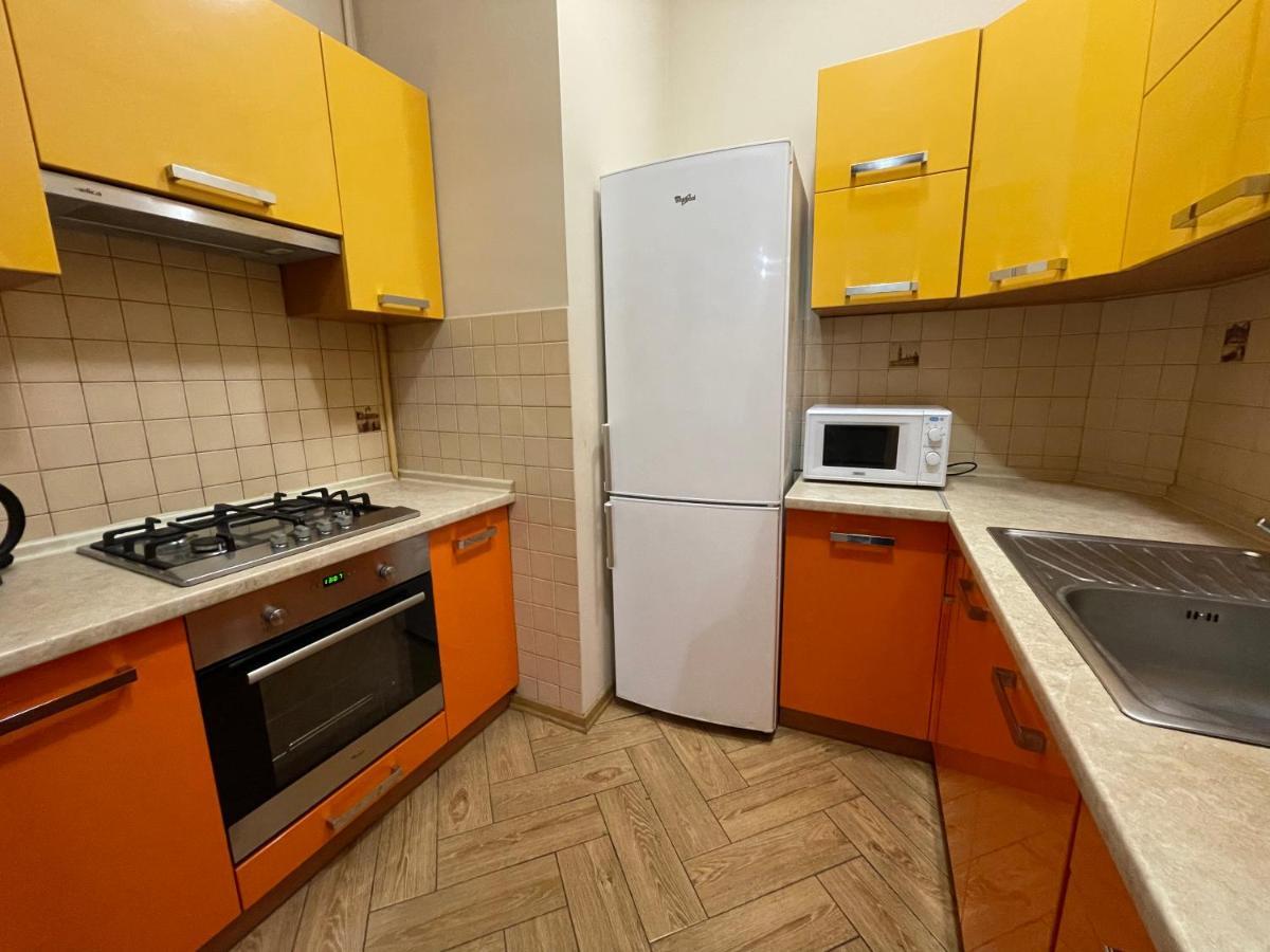 Avangard Qn Romana 26 Apart Lwów Zewnętrze zdjęcie