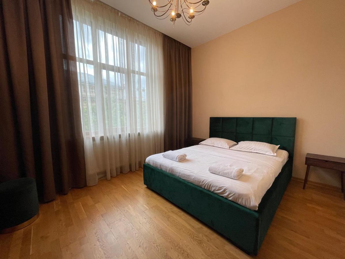 Avangard Qn Romana 26 Apart Lwów Zewnętrze zdjęcie